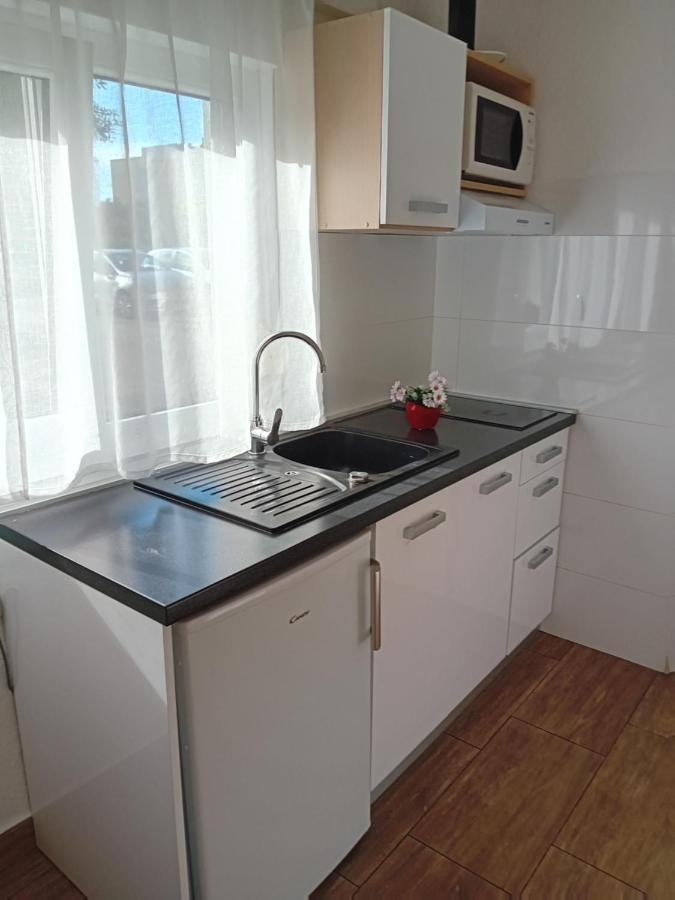 Apartment Nikol Pula Eksteriør billede